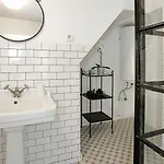 Alfama Haven Apartman *